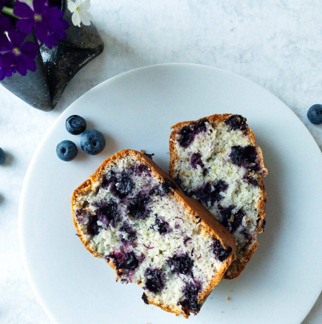 Einfacher Heidelbeerkuchen – Simple Blueberry Quick&nbsp;Bread
